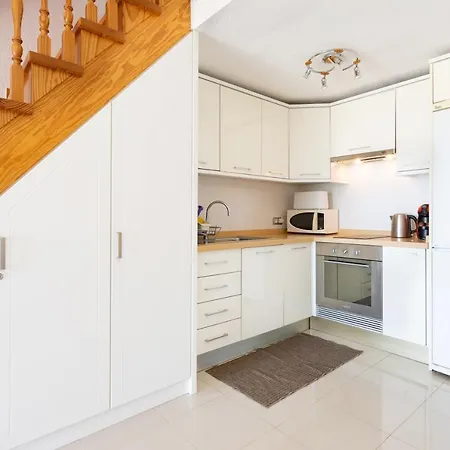 Las Americas Royal 아파트 *