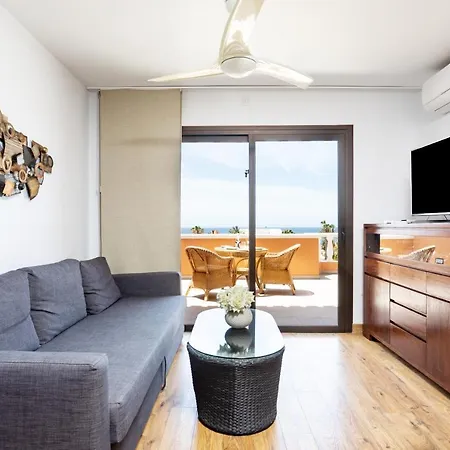 Las Americas Royal *