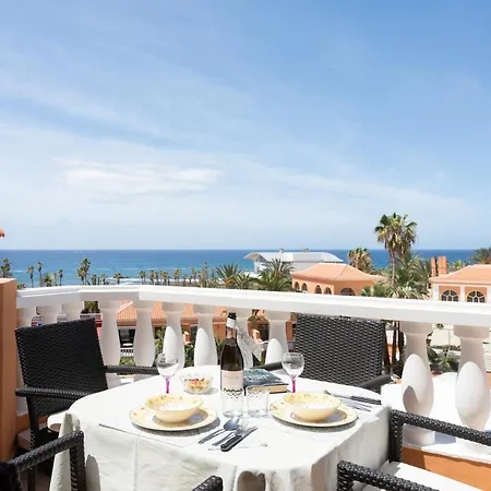 Las Americas Royal شقة *